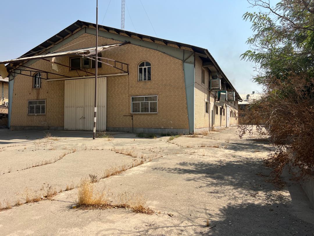 1600 متر زمین با سوله در شاد اباد